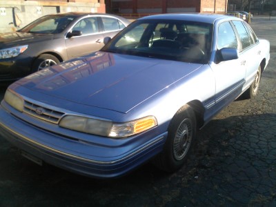 Ford crown vic